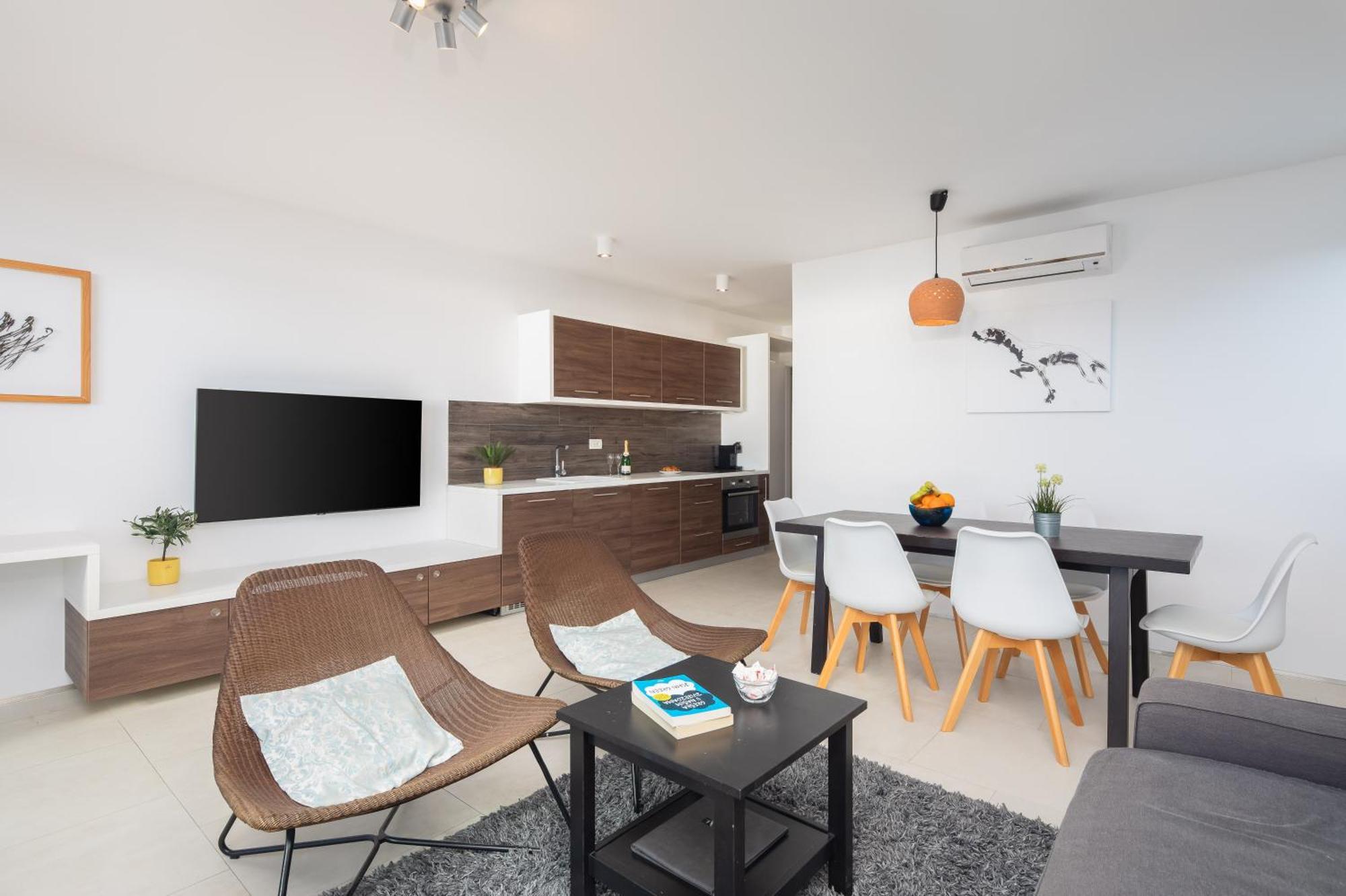 Apartment Jolara With Heated Pool Mimice