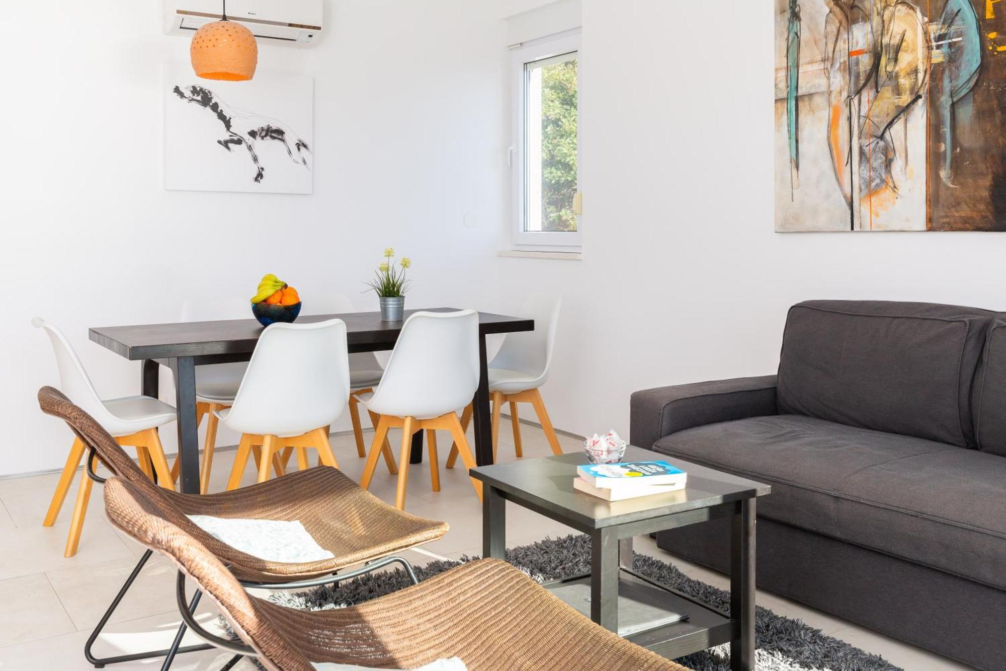 Apartment Jolara With Heated Pool