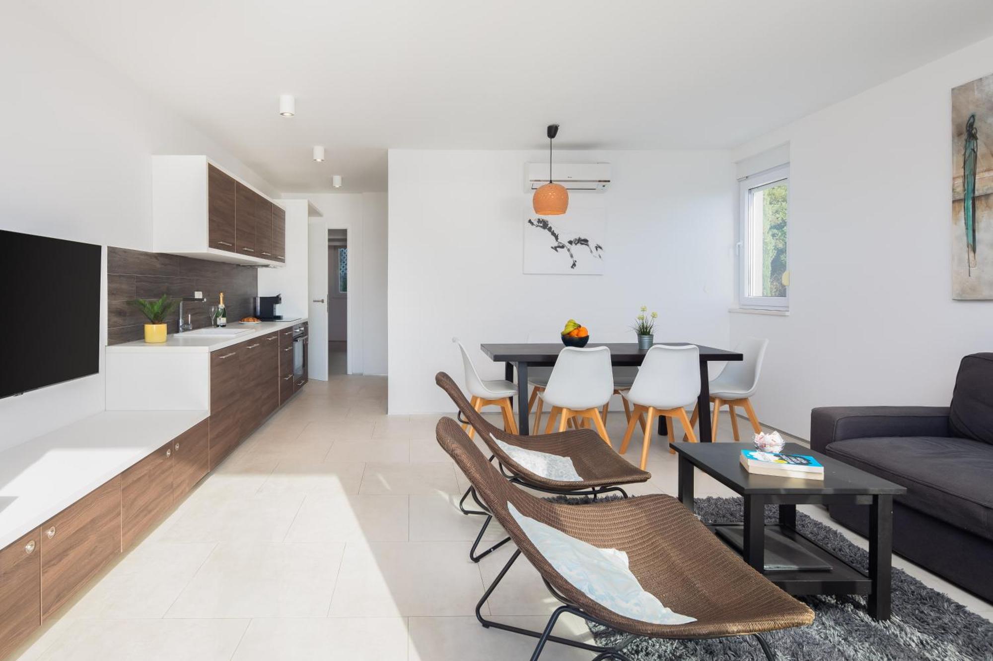 Apartment Jolara With Heated Pool *