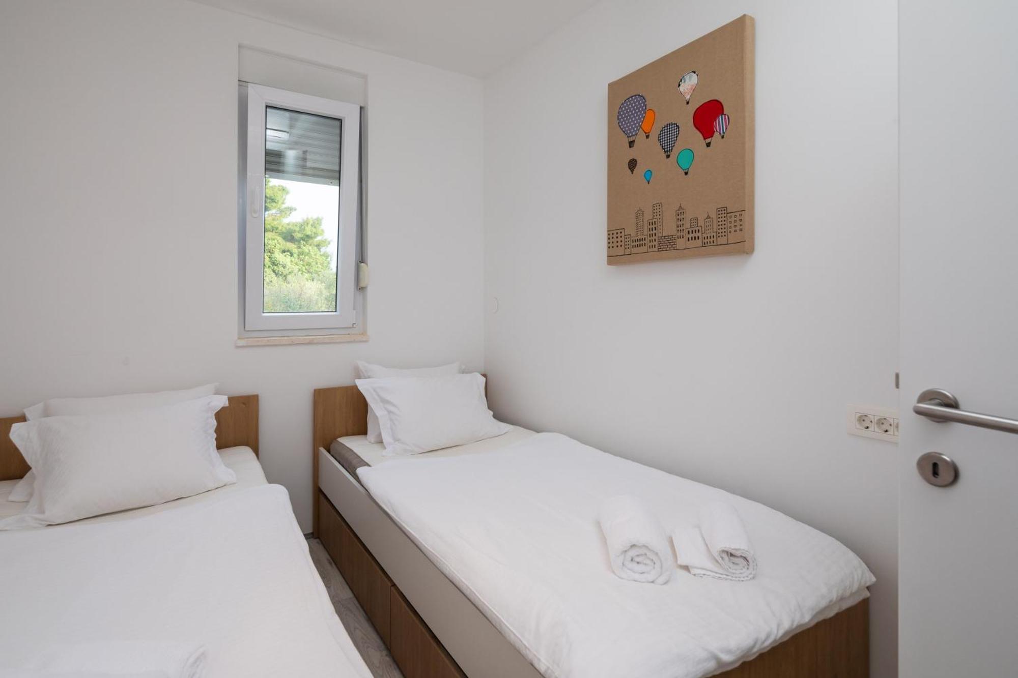 Apartment Jolara With Heated Pool *